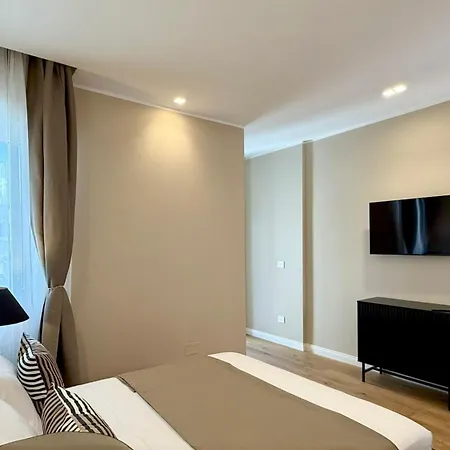 Good Life - Lux & Design New Opening Апартаменти Барі