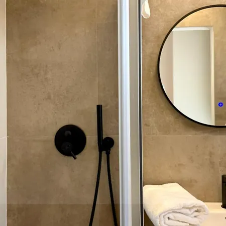 Good Life - Lux & Design New Opening *