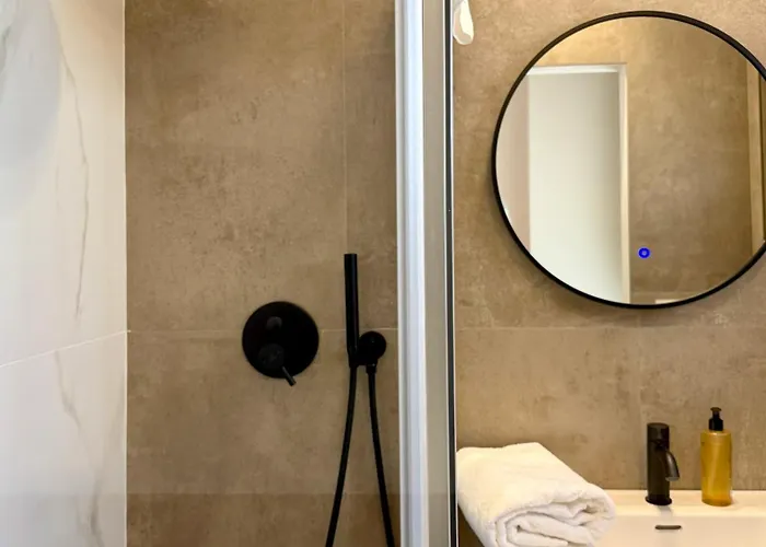 Good Life - Lux & Design New Opening *